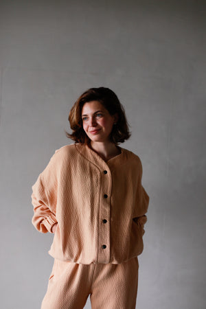 Peach Puffer Adult Capsule 2025