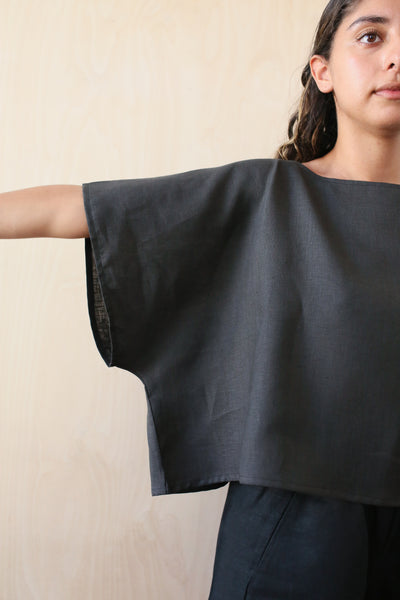 Load image into Gallery viewer, Boxy Top Black