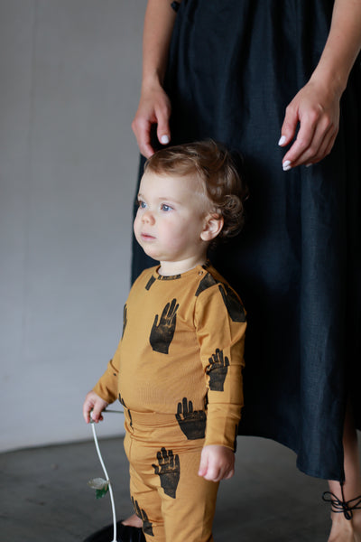 Load image into Gallery viewer, Hey Longsleeve Body Capsule 25
