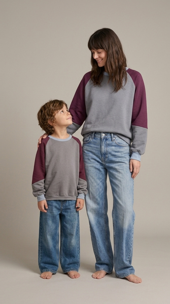 Load image into Gallery viewer, Colour Block Grey/Burgundi Pullover Kids
