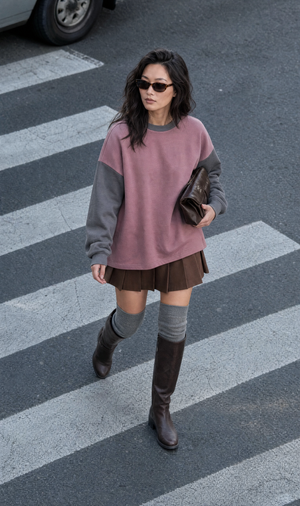 Colour Block Gray/Rose Pullover Adult